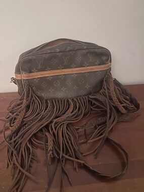 Louis Vuitton Monogram Fringe Shoulder Bag - Brown